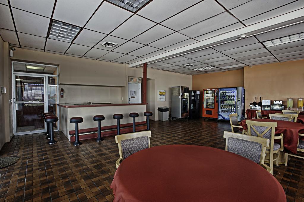 Bayview Inn And Suites Atlantic City Esterno foto